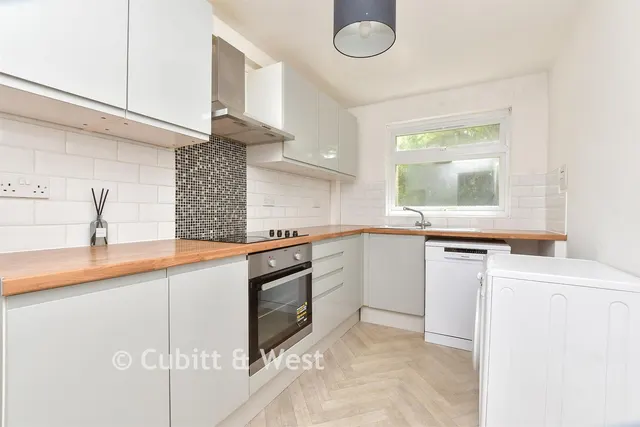 Shirley Road, Wallington, SM6, photo 3