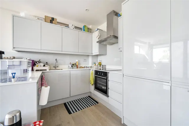 Photo 3 — Station Road, Barnet, EN5 1PL