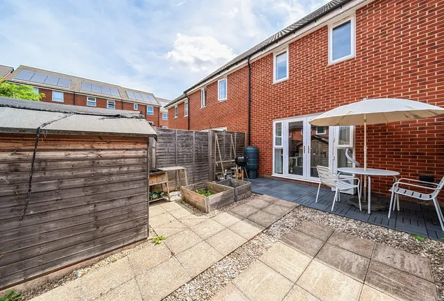 Photo 2 — Oatley Way, Fishponds, BS16 2FU