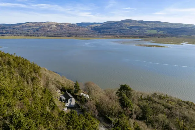 Aberdovey, LL35, photo 1