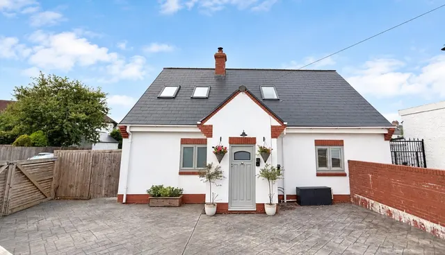 Mountjoy Crescent, Penarth, CF64, photo 1