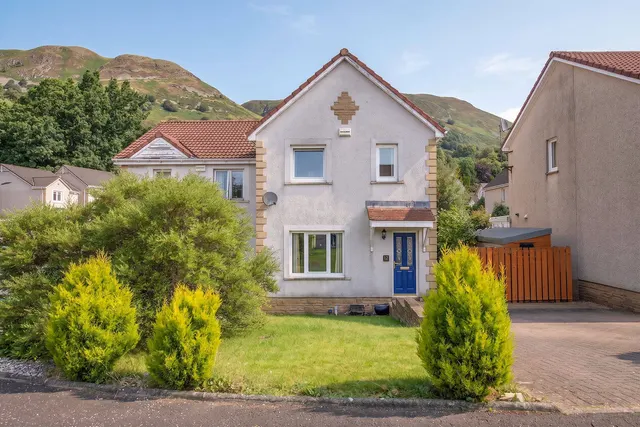 Willison Crescent, Tillicoultry, FK13, photo 1