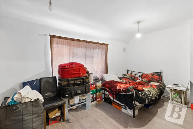 Bentry Road, Dagenham, RM8, photo 3