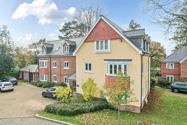 Rudgard Way, Liphook, GU30, photo 1