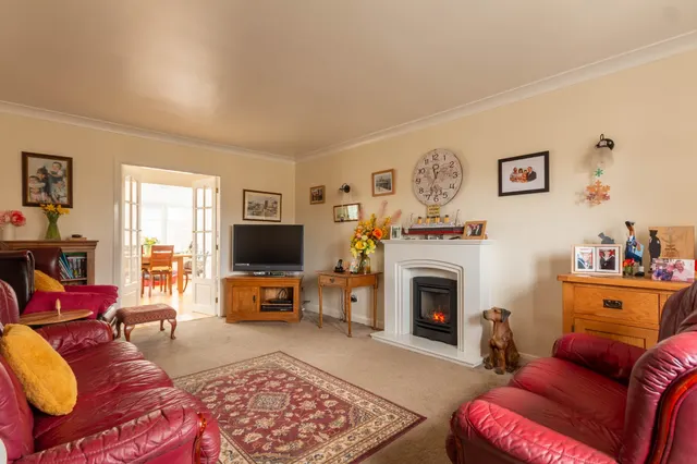 Smithy Lane, Wilsden, BD15, photo 2