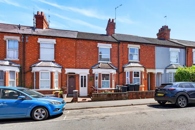 Peel Road, Wolverton, MK12, photo 1