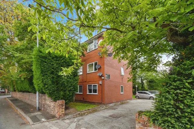 Lees Hall Crescent, Manchester, Greater Manchester, M14, photo 1