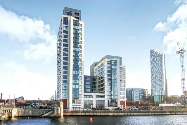 William Jessop Way, Liverpool, L3, photo 2