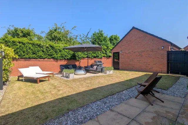 Sandstone Lane, Tarporley, photo 2