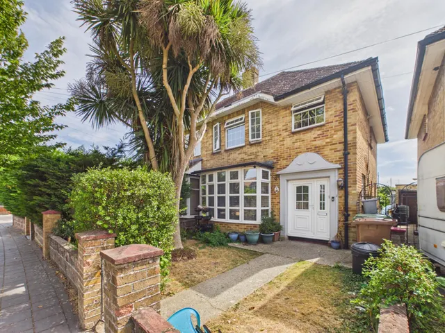 Highbury Way, Cosham, PO6, photo 1