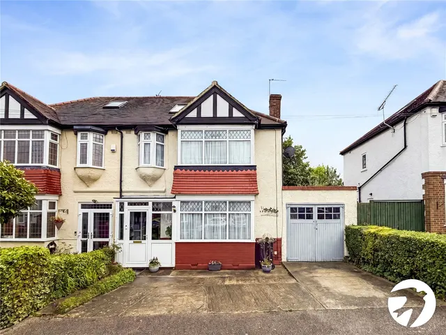 4 bedroom house, Grafton Avenue, Rochester, ME1