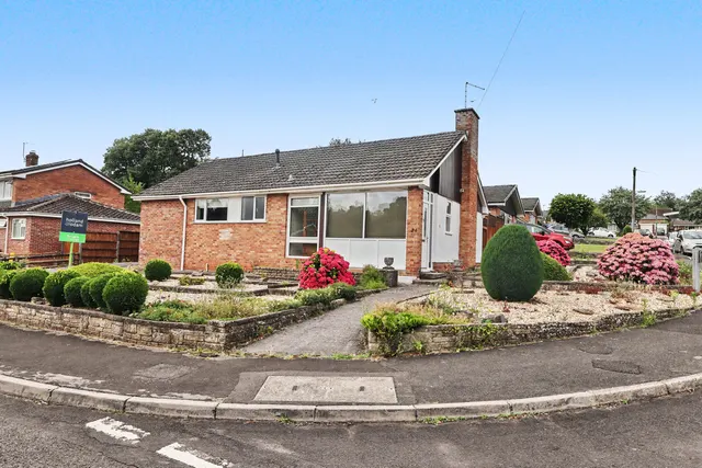 Woodbury Avenue, Wells, photo 1