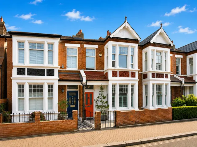 Chelverton Road, London, SW15, photo 1