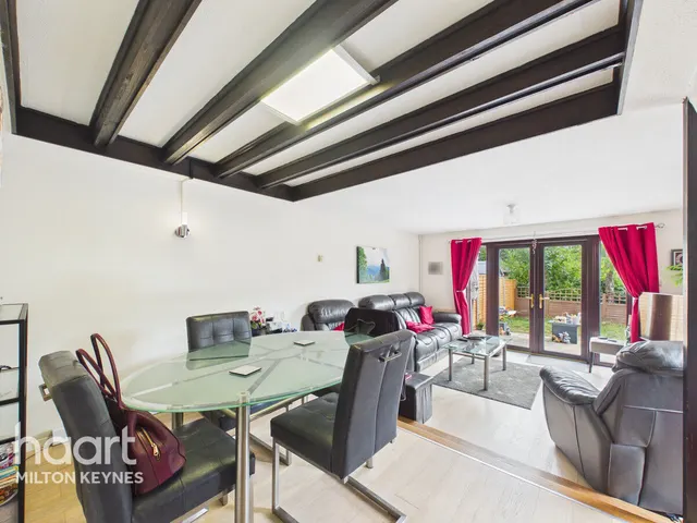 Ramsay Close, Bradwell, MK13, photo 2