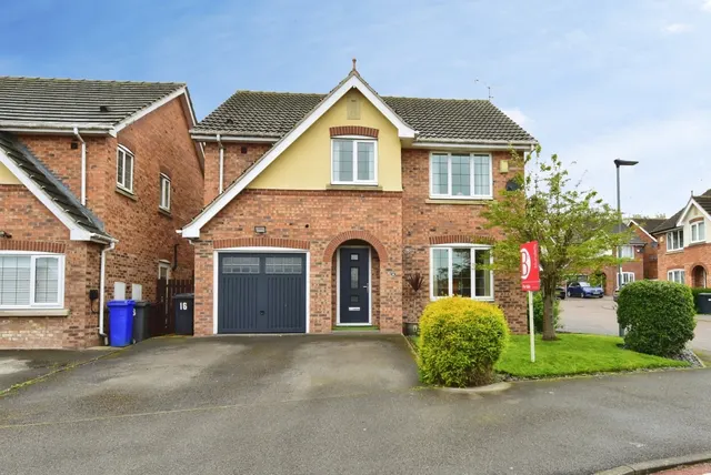 Morton Gardens, SHEFFIELD, South Yorkshire, S20, photo 1