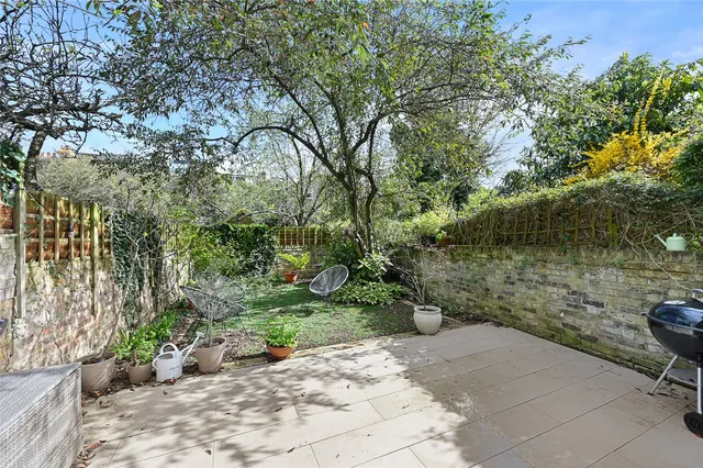 Ormiston Grove, London, W12, photo 3