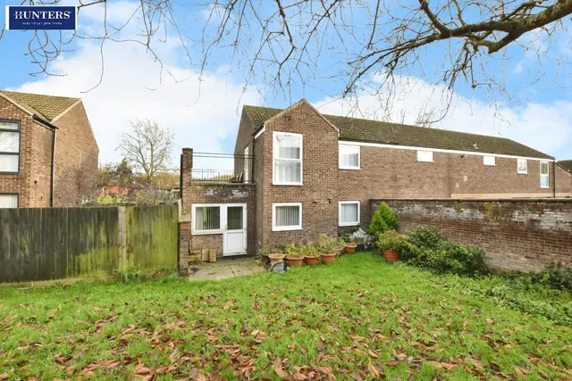 Selby Court, Scunthorpe, photo 1