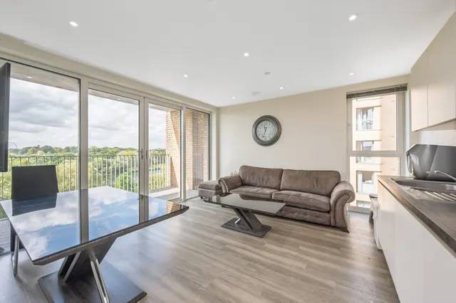 Flat 22, Hawfinch House, 1 Moorhen Drive, London, photo 1
