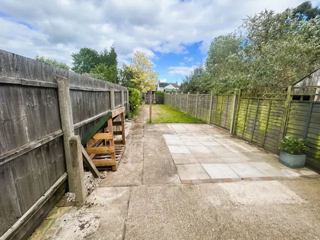 Photo 3 — Salisbury Road, Ipswich, Suffolk, IP3 0NP