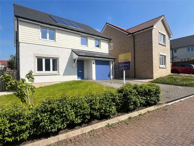 Nethershiel Terrace, East Calder, Livingston, West Lothian, EH53, photo 1
