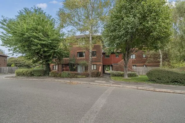 Pebble Drive, Didcot, OX11, photo 1
