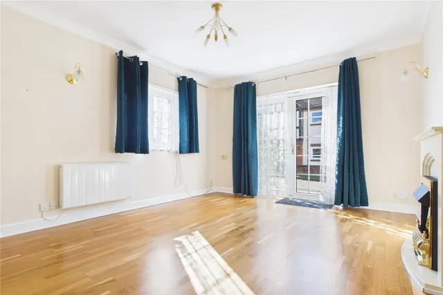Park Lane, Tilehurst, RG31, photo 3