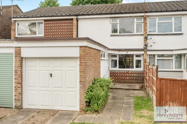 Madeline Road, Petersfield, GU31, photo 1