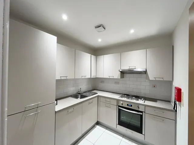 Photo 2 — Waterside House, Peartree Bridge MK6