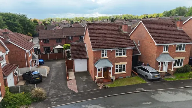 Peregrine Grove, Stoke-On-Trent, ST3, photo 1