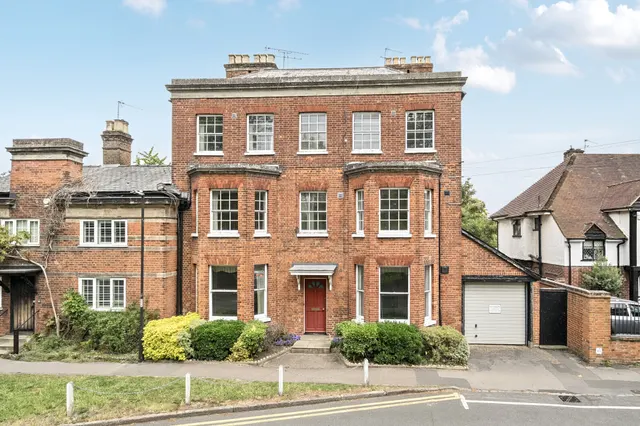 Windsor Road, Datchet, SL3, photo 1