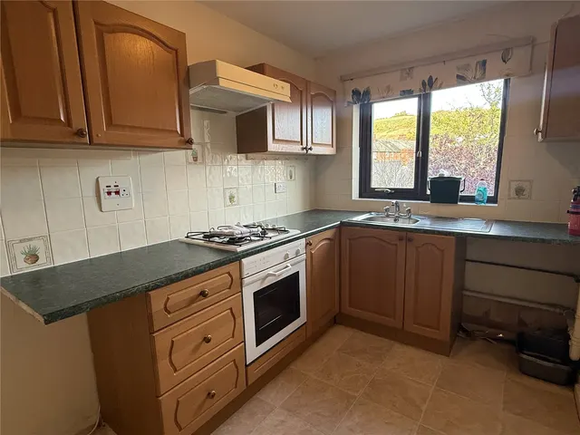St. Marys Close, Newtown, SY16, photo 2