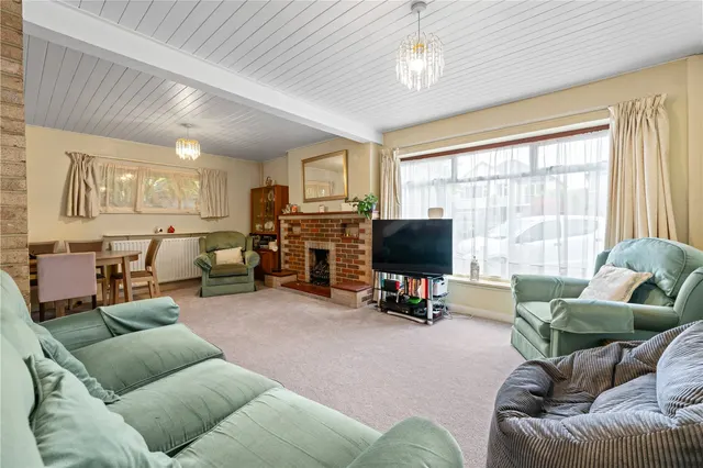 Photo 3 — Grant Close, Shepperton, TW17 9AF