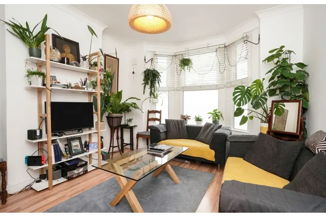 Photo 2 — Furley Road, London