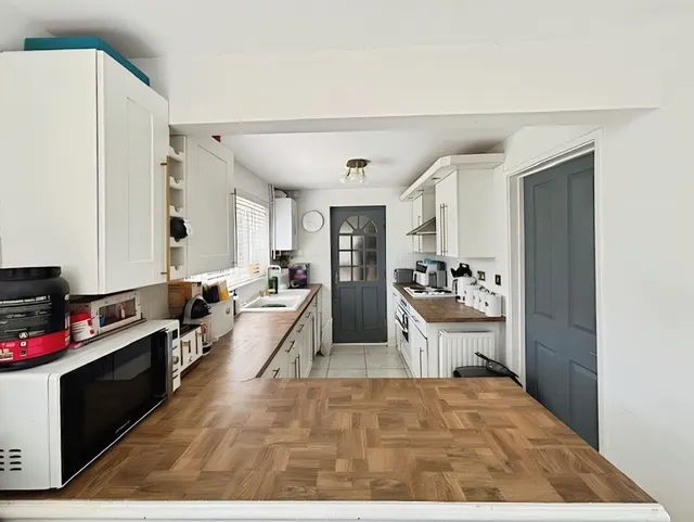 Photo 2 — Woodland Road, Crynant, Neath, Neath Port Talbot, SA10 8RH, GB