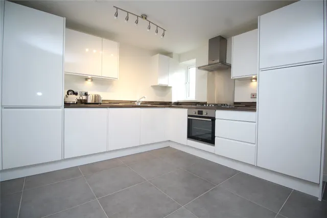 Westbury Lane, Newport Pagnell, MK16, photo 2