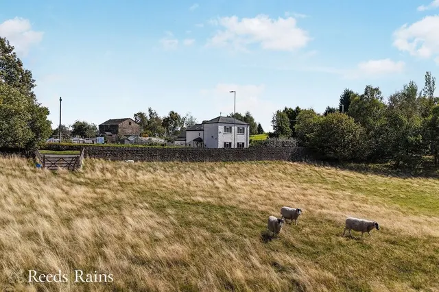 Photo 3 — Upper Lane, Netherton, West Yorkshire, WF4