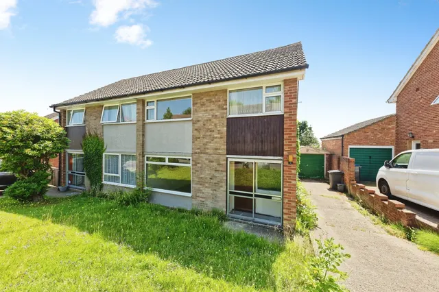 Crossways, Canterbury, photo 1