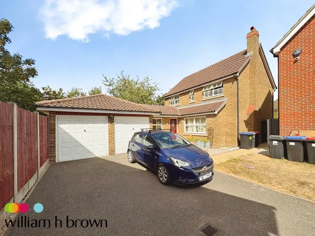 Clarks Wood Drive, BRAINTREE, photo 1