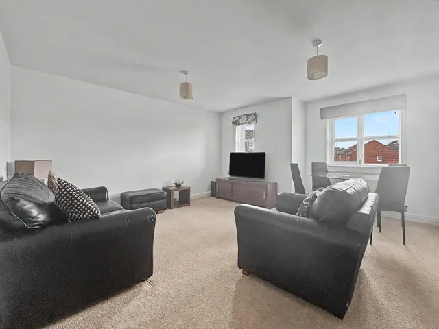 Mill Pool Way, Sandbach, CW11, photo 2