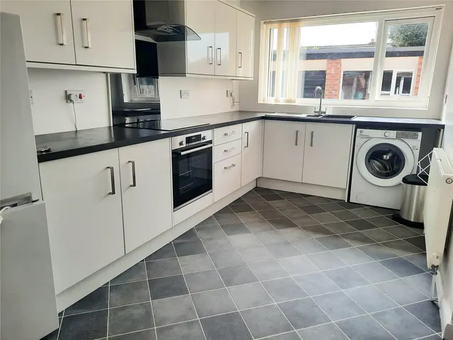 Photo 3 — Poplar Close, Bamber Bridge, Preston, Lancashire, PR5