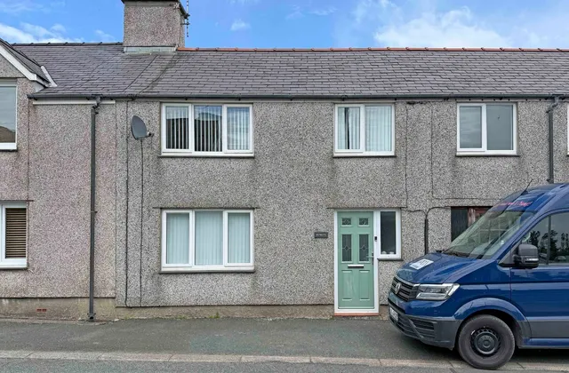 Chapel Street, Newborough, photo 1