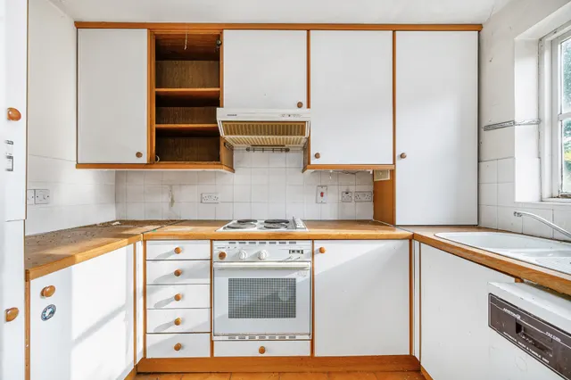 Beechwood Grove, Acton, W3 7HX, photo 1