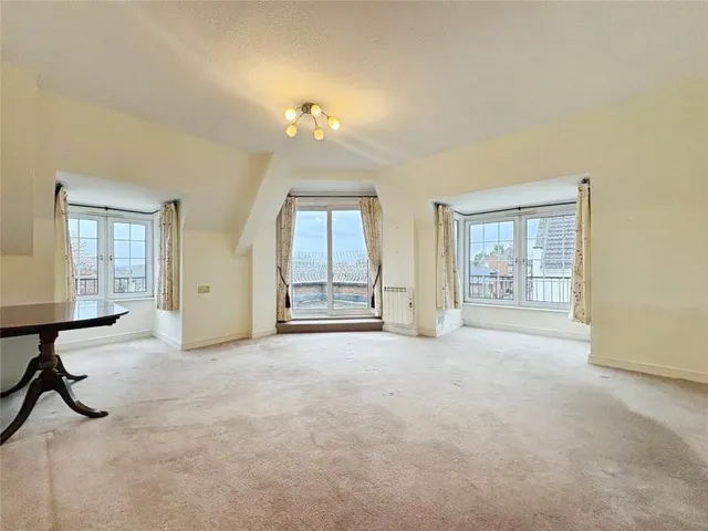 Park Lane, Tilehurst, RG31, photo 2