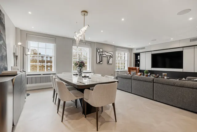 Lowndes Square, Belgravia, London, photo 1