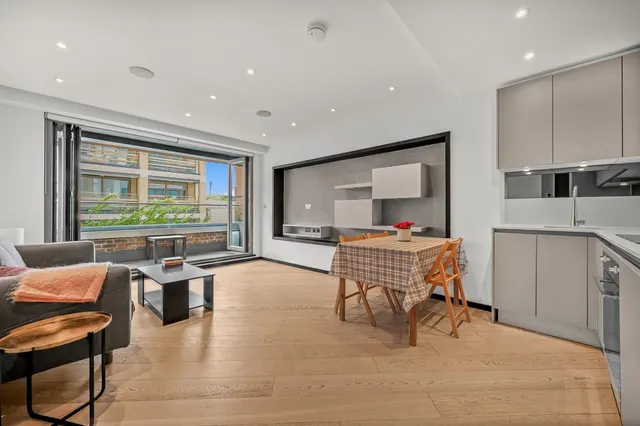 Holmes Road, London, NW5, photo 1