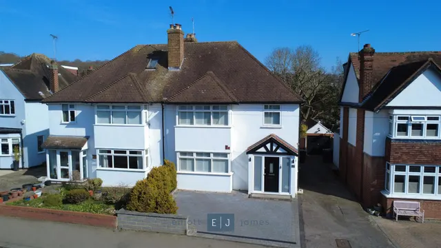 The Drive, Loughton, IG10, photo 1