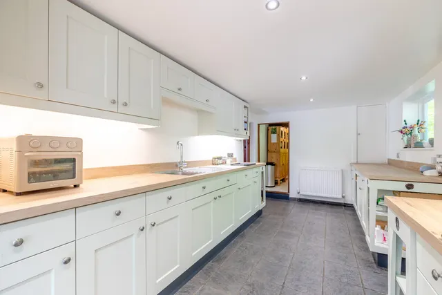 School Lane, Walton Stafford, ST17, photo 3