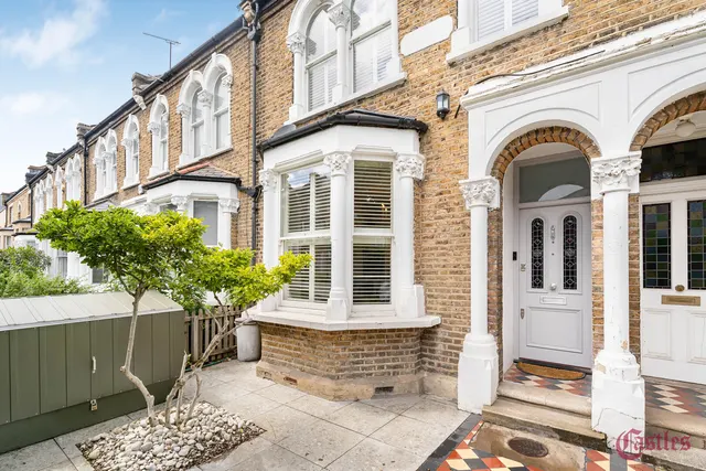 Grenville Road, N19, photo 1