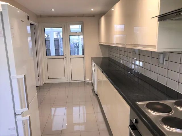 Photo 3 — Trenchard Close, Stanmore HA7 3SS