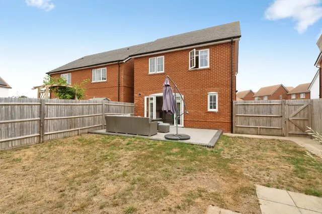Photo 2 — Roemead Drive, Yapton, Arundel